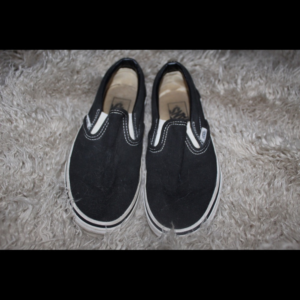 Black Vans!